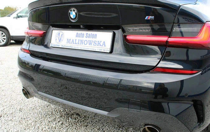 BMW Seria 3 cena 131900 przebieg: 50000, rok produkcji 2019 z Mrągowo małe 529